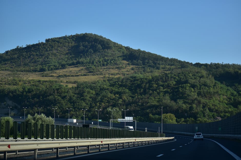 Polizia controlla veicolo su autostrada